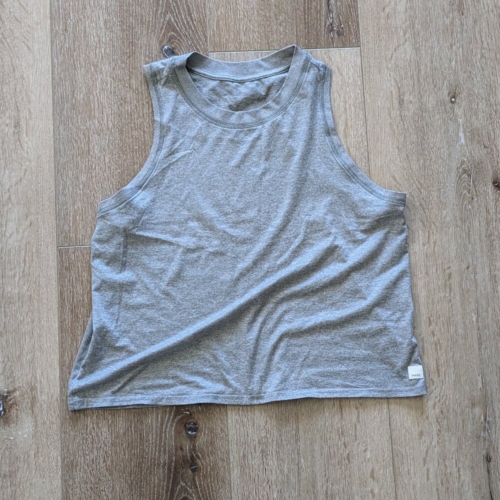 Vuori Energy crop tank top, heather gray, size medium